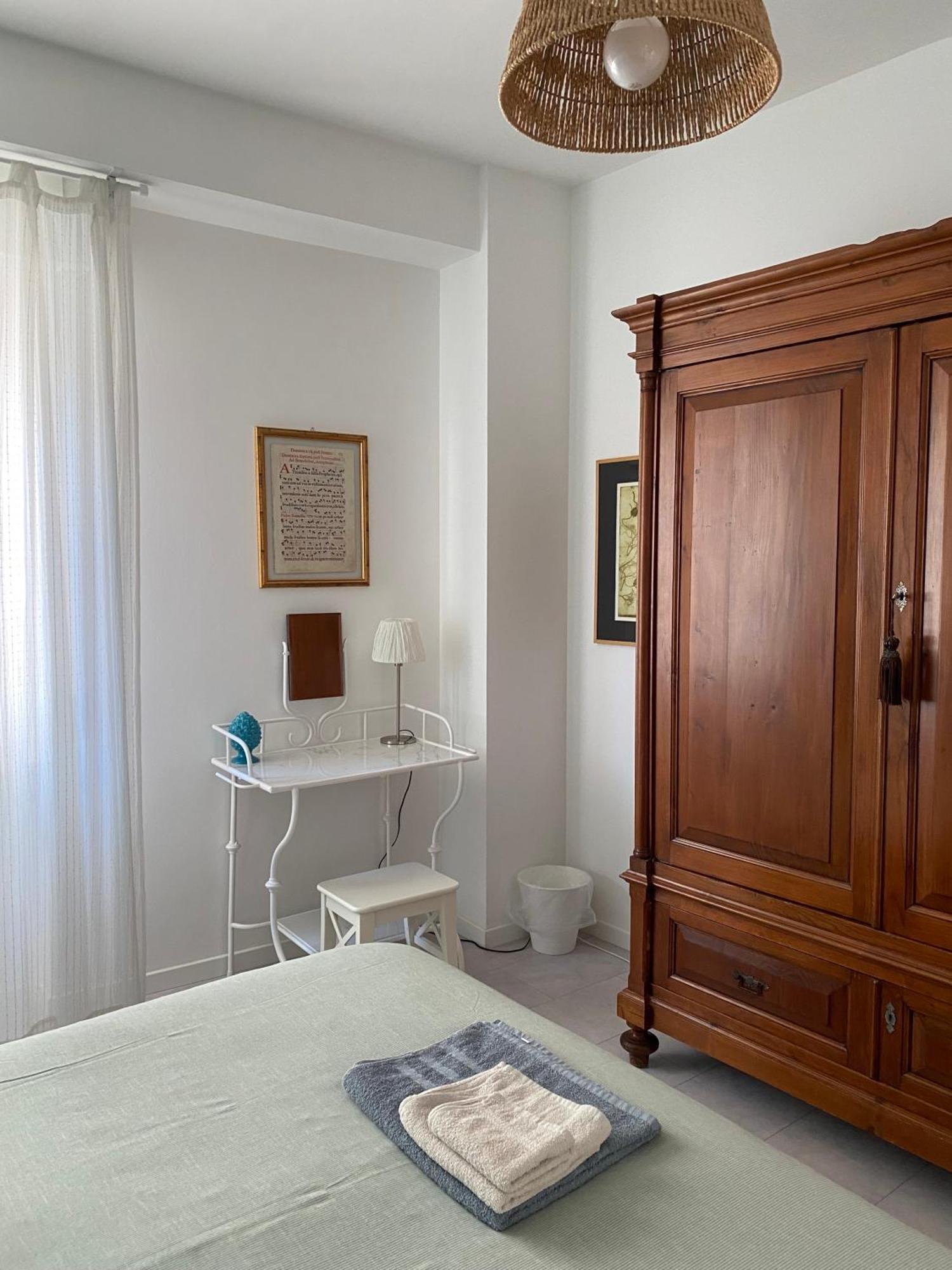 Minevaganti Appartement Ancona Buitenkant foto
