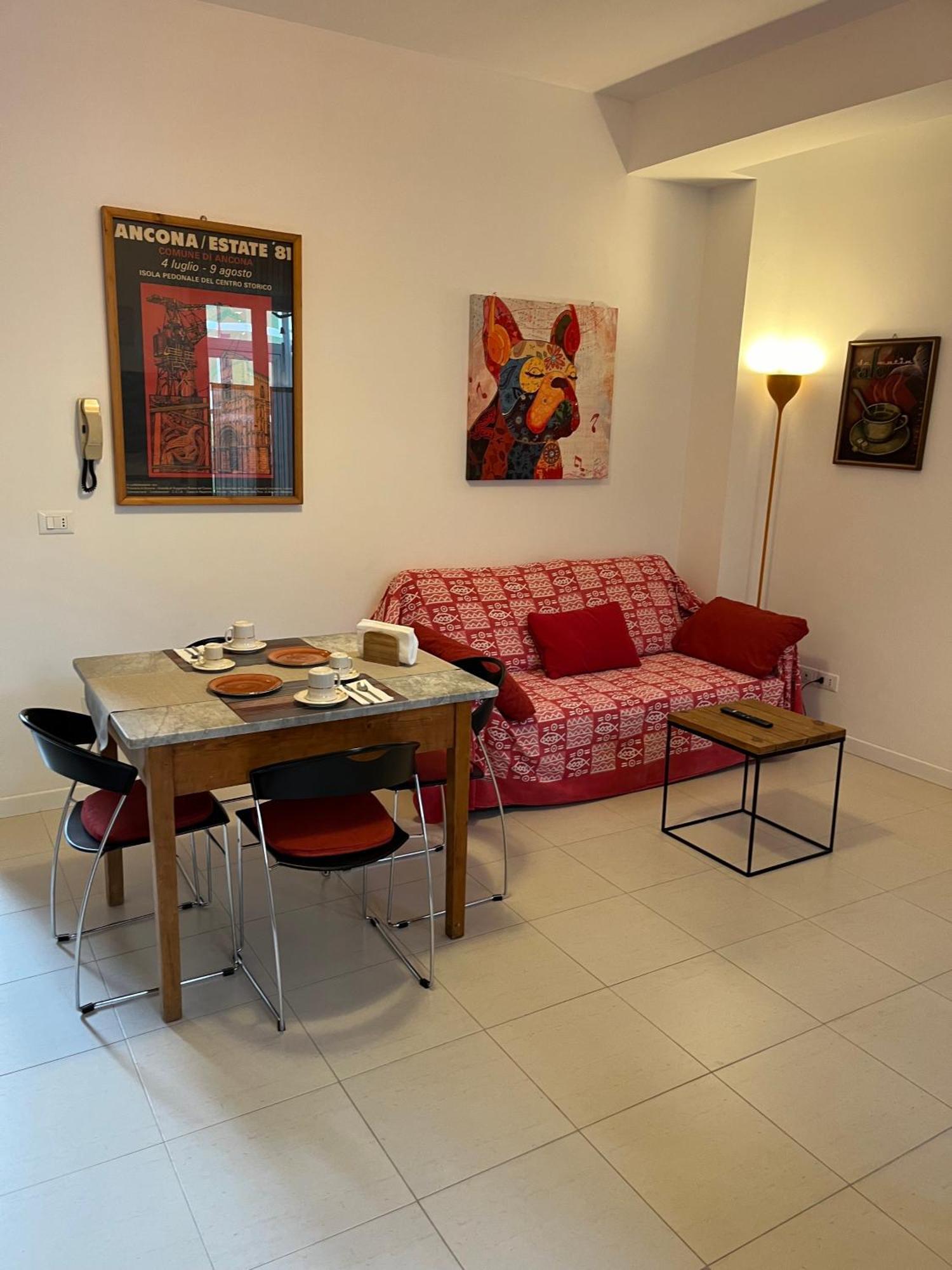 Minevaganti Appartement Ancona Buitenkant foto