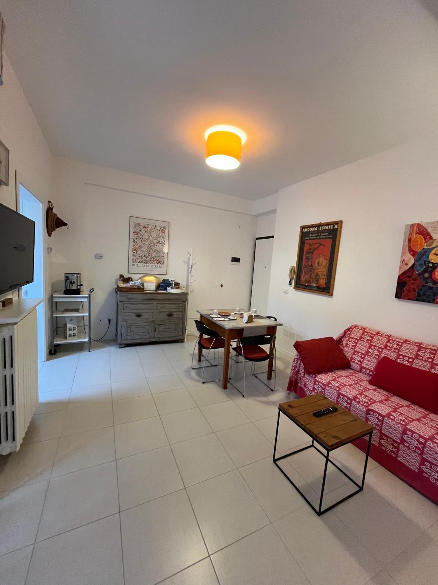 Minevaganti Appartement Ancona Buitenkant foto